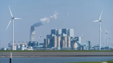 Hormuz és az energiatrilemma: van kiút a fosszilis csapdából?