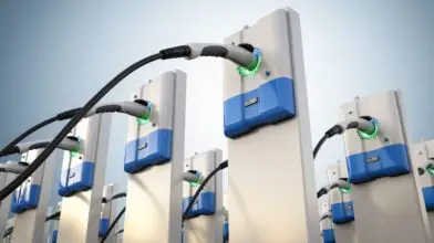Több mint kétszáz új elektromos töltőpont létesül hazánkban
