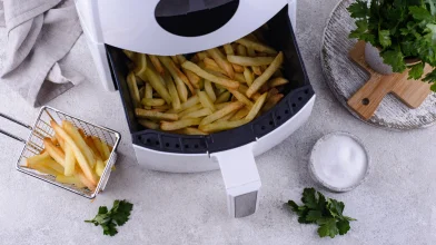 Airfryer: valóban egészségesebb, mint a sütőben sütés?