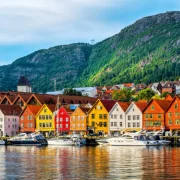 Intelligens vákuumos hulladékgyűjtés Bergen belvárosában
