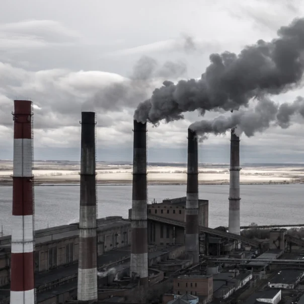 Először csökkent a szénalapú energiatermelés a világ két legnépesebb országában 1970 óta