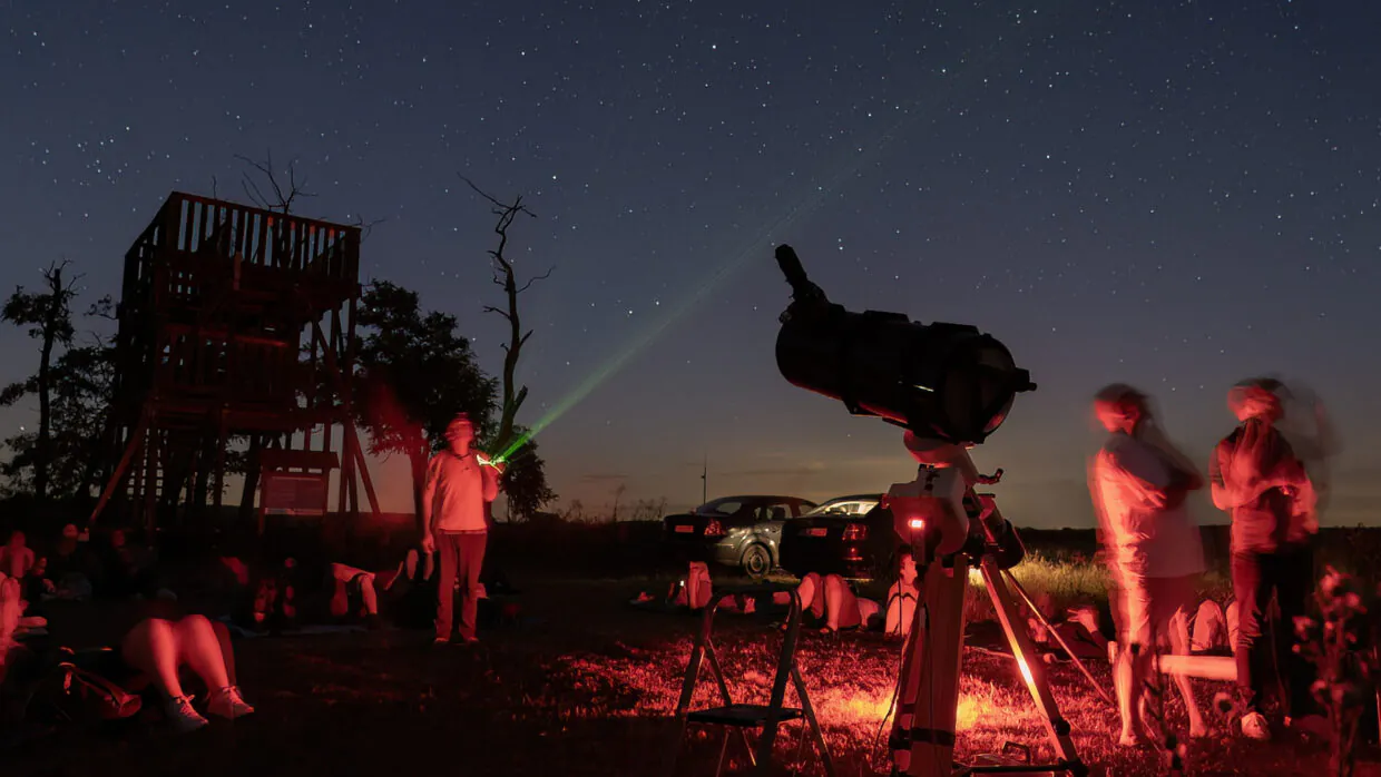 Programajánló: Meteorraj és részleges napfogyatkozás a Hortobágyon